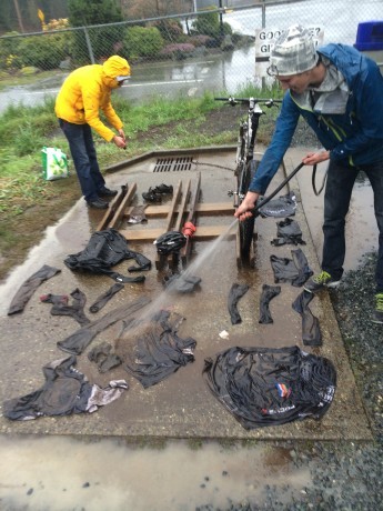 Island Cup #1: Who misses winter riding? Gotta get that muddy March kit clean somehow...